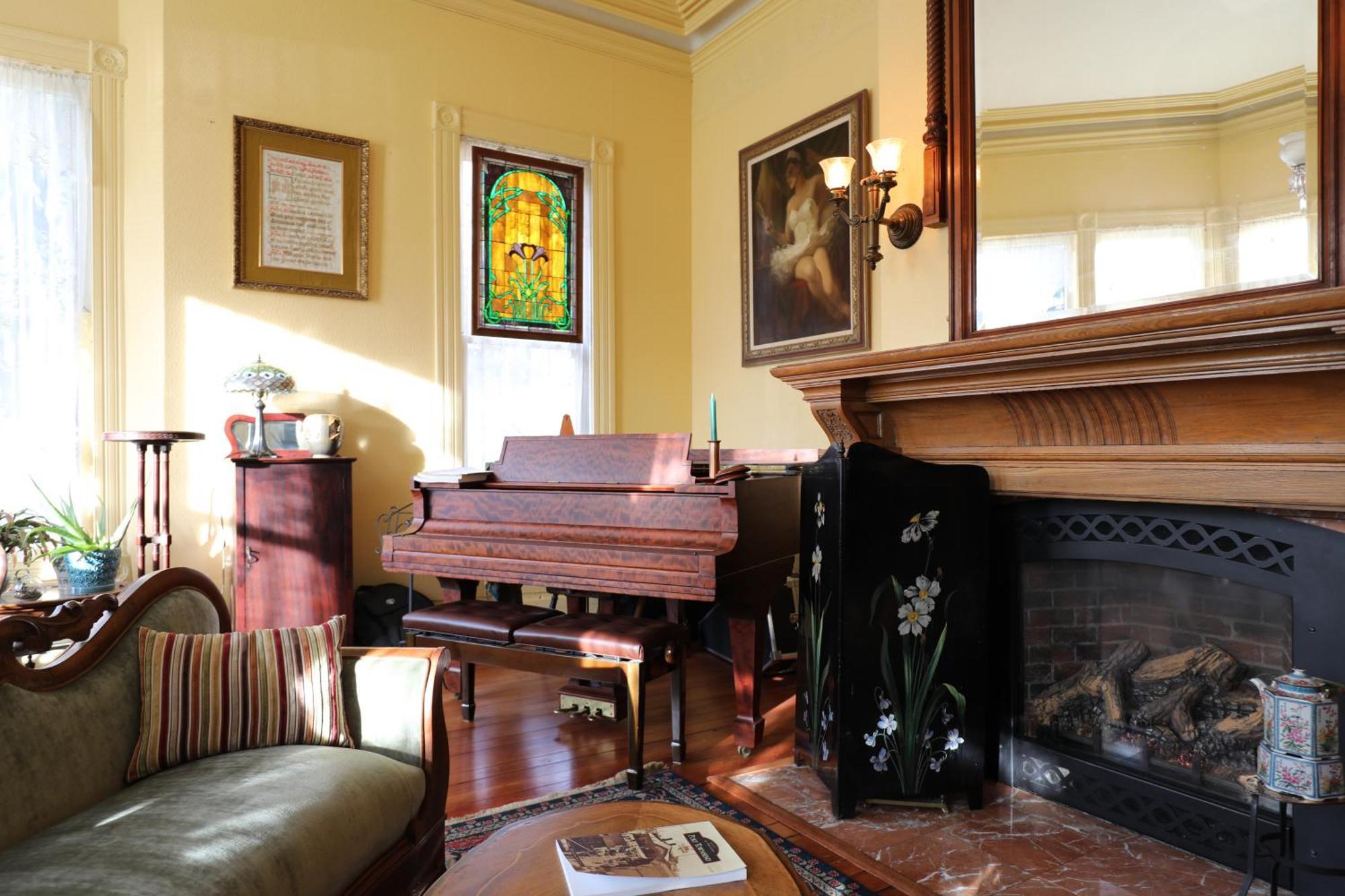 The Adams Pragge House - Victorian Bed & Breakfast Port Townsend Exterior photo